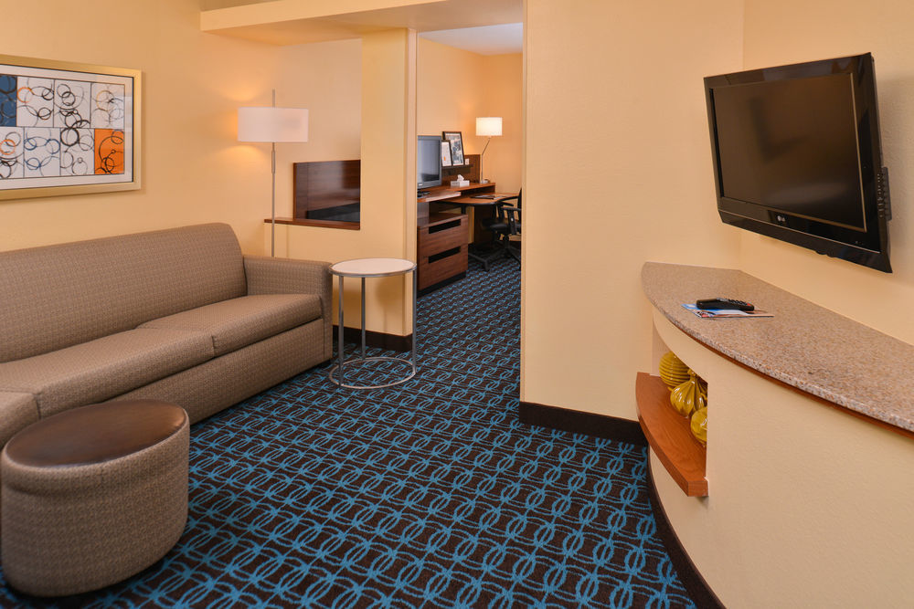 Fairfield Inn & Suites Hattiesburg / University Exterior photo