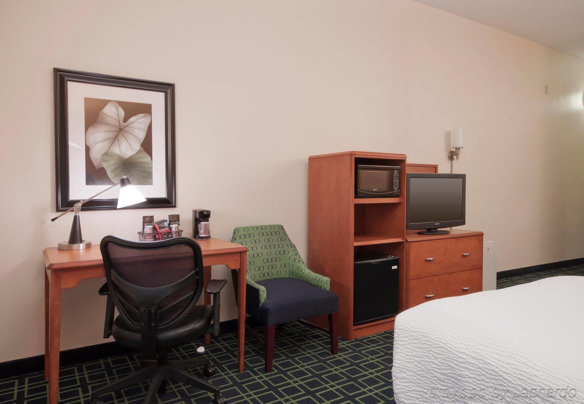 Fairfield Inn & Suites Hattiesburg / University Exterior photo